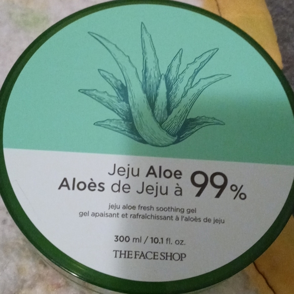 Avon Other - JeJu aloe 99% Fresh soothing gel (brand new )